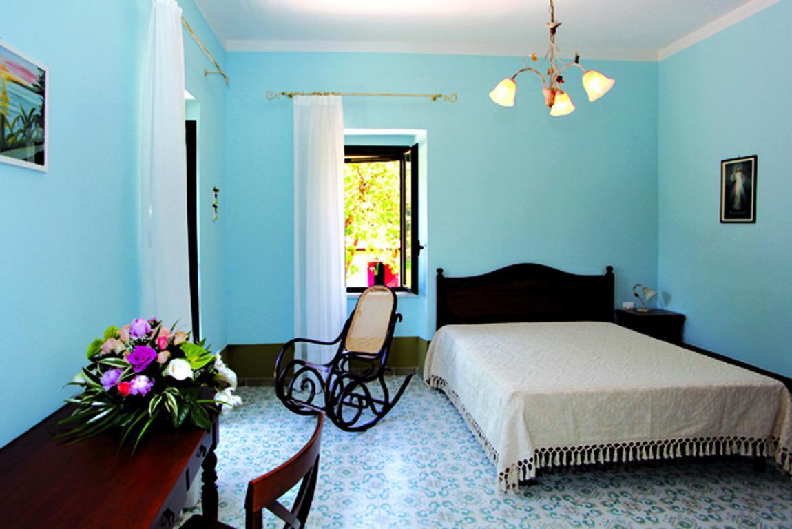 Il Nibbio Reale Country House Rocca d'Evandro Exterior foto